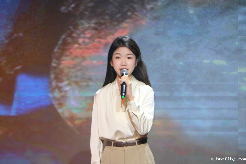 【学子】崔雨曦：以青春昂扬之声...